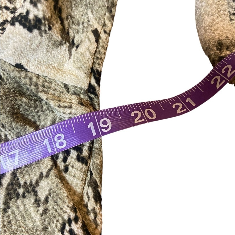 Counterparts Women's Animal Print Button-down Blouse Size Small - Picture 11 of 14